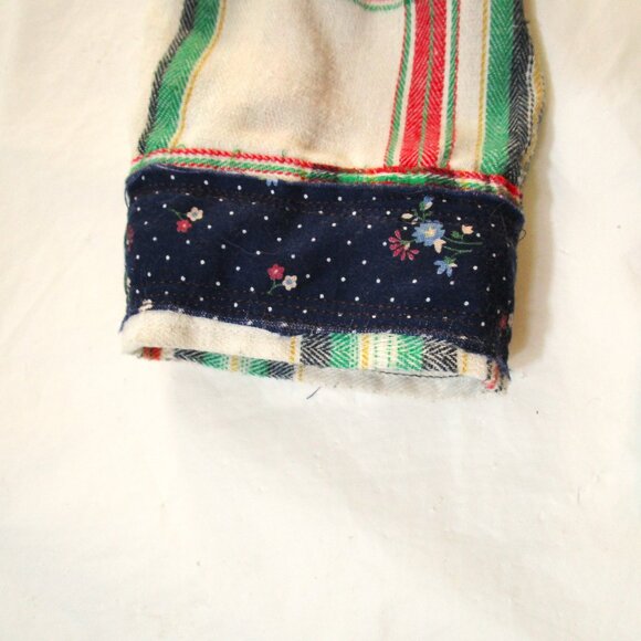Upcycled Flannel Shirt with Patchwork Cat Design Handmade Boho Grunge Plaid - Picture 14 of 16